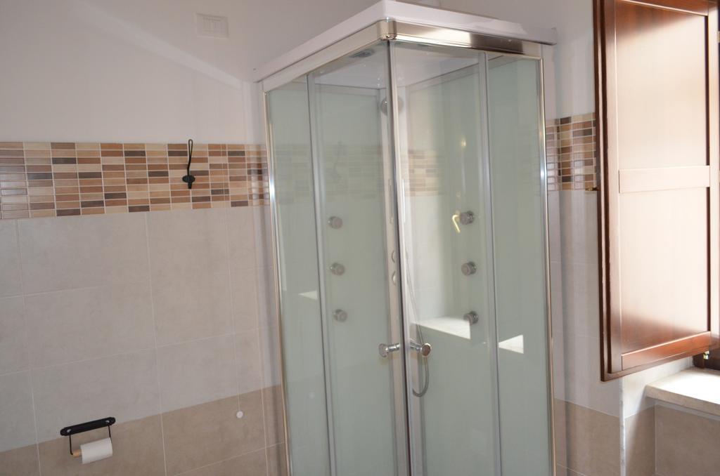 B&B Il Vicoletto LʼAquila Exteriör bild