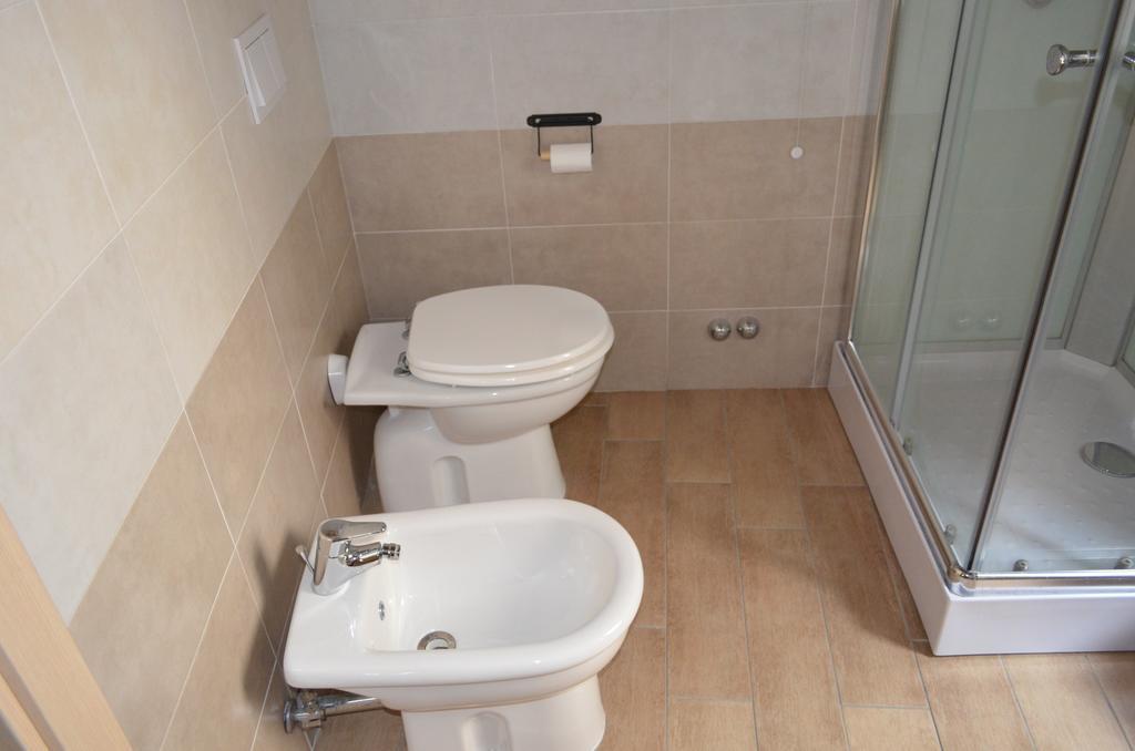 B&B Il Vicoletto LʼAquila Exteriör bild